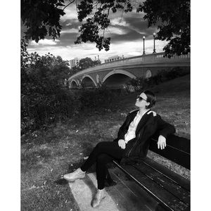 Lez get dressed! Smoke free home 😎